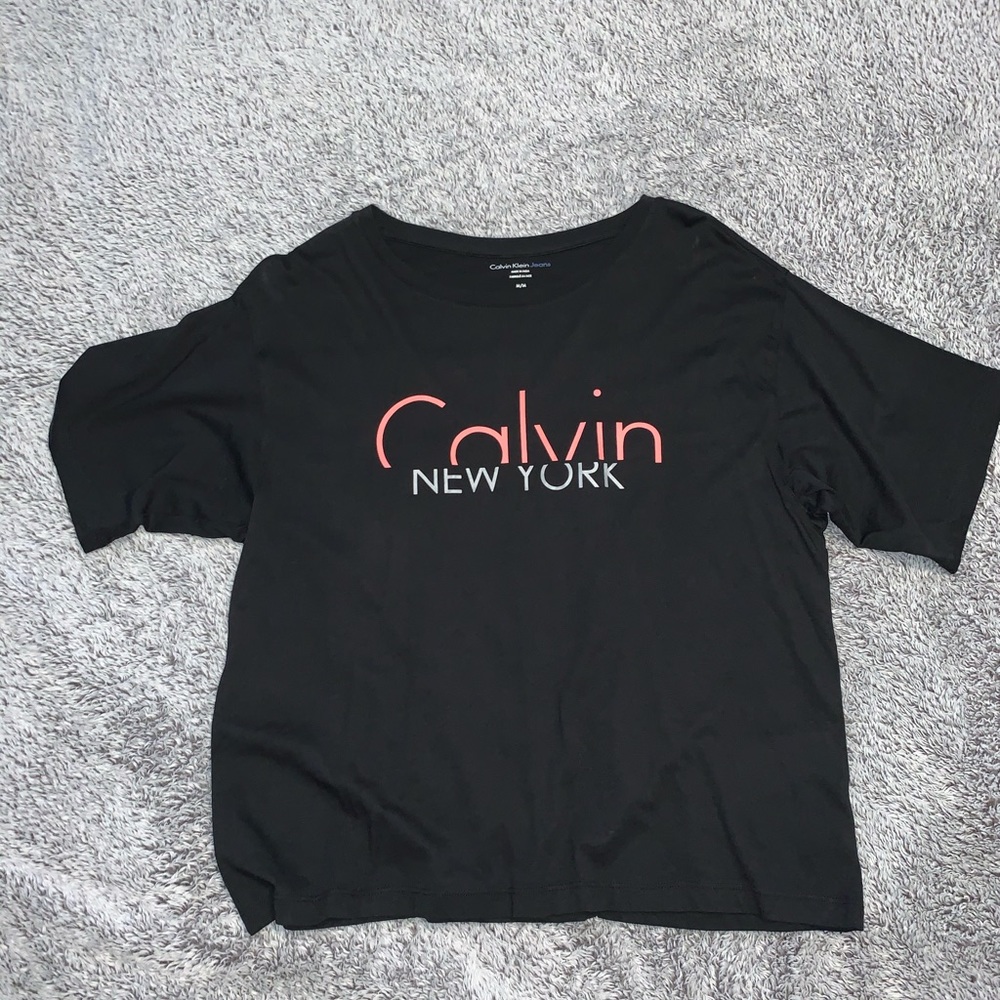 Calvin Klein - Black Graphic Tee - Size M